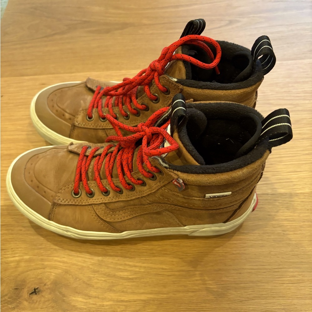 Vans MTE